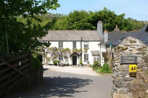 Where to Stay - Kilbury Manor